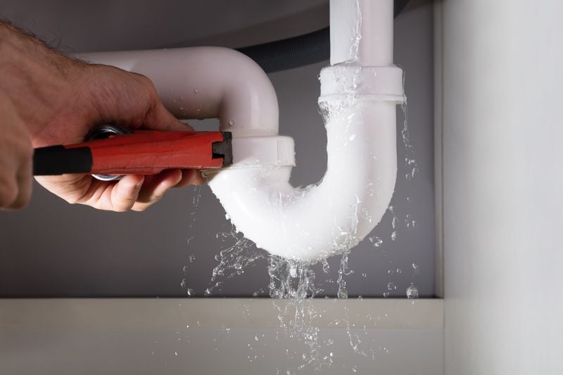 Emergency-Leak-Repair-Lakewood-WA